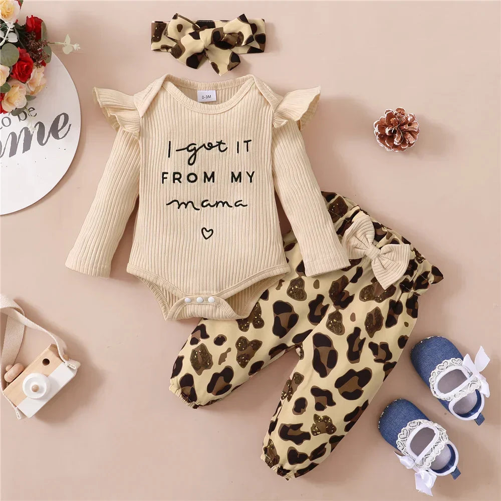 Ensemble bébé body et pantalon motif léopard