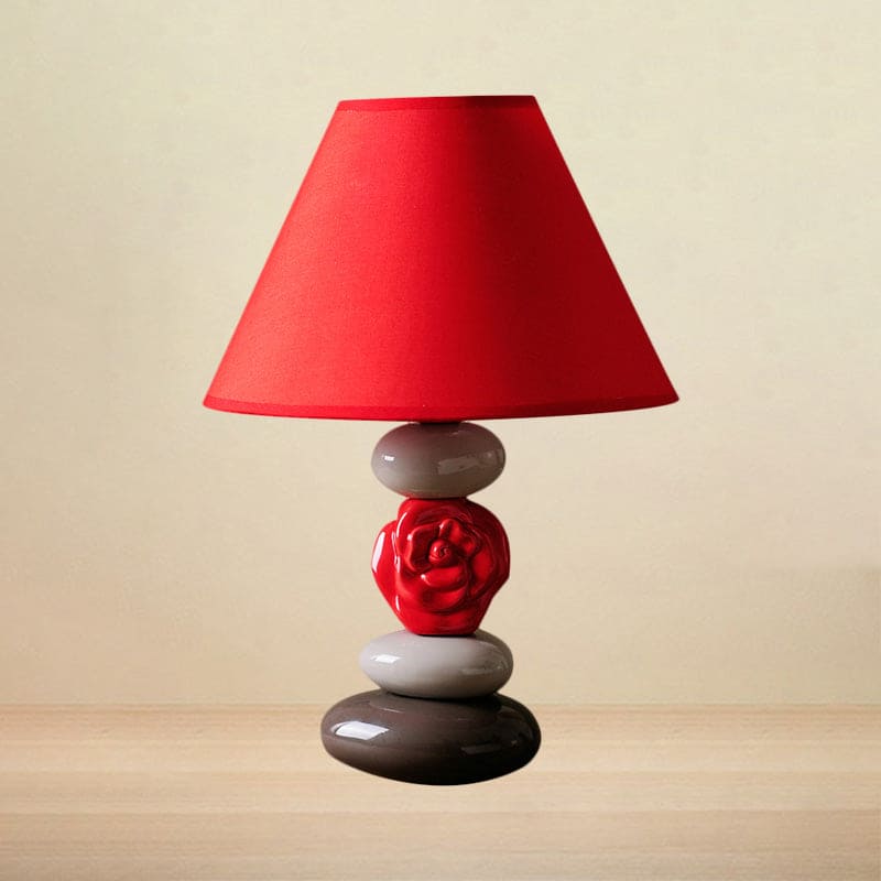 Lampe de table élégante à abat-jour tissu conique