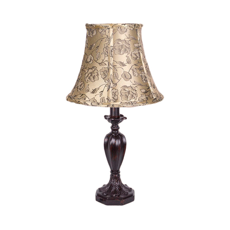 Lampe de nuit design à support en résine avec cloche