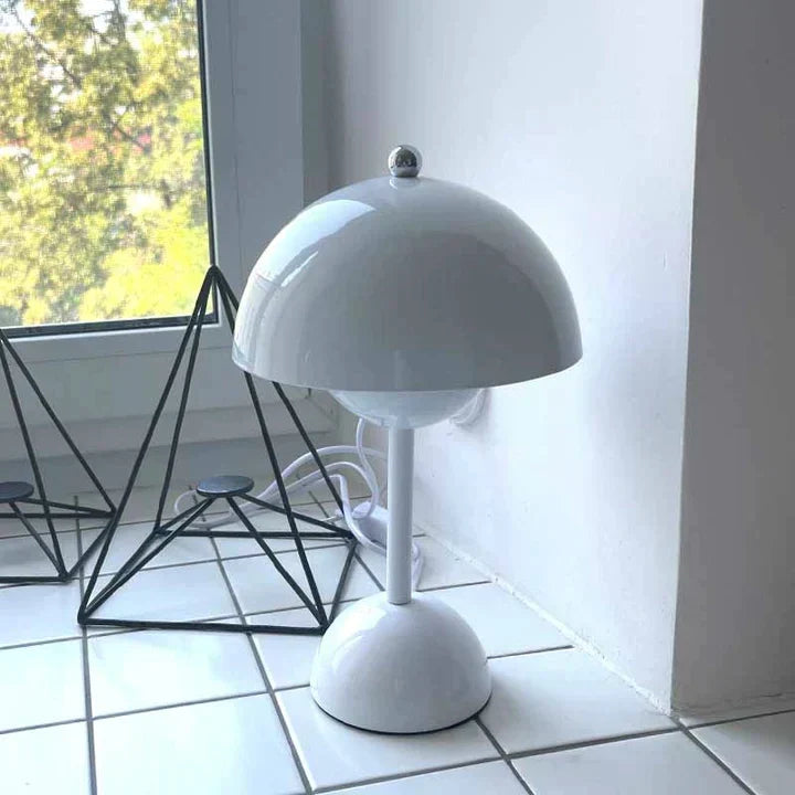 Lampe de table moderne à LED design scandinave