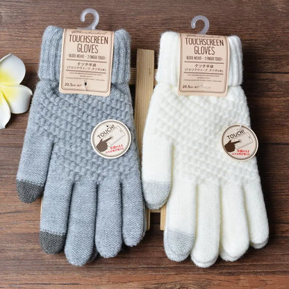 Gants tricotés légers à design élégant