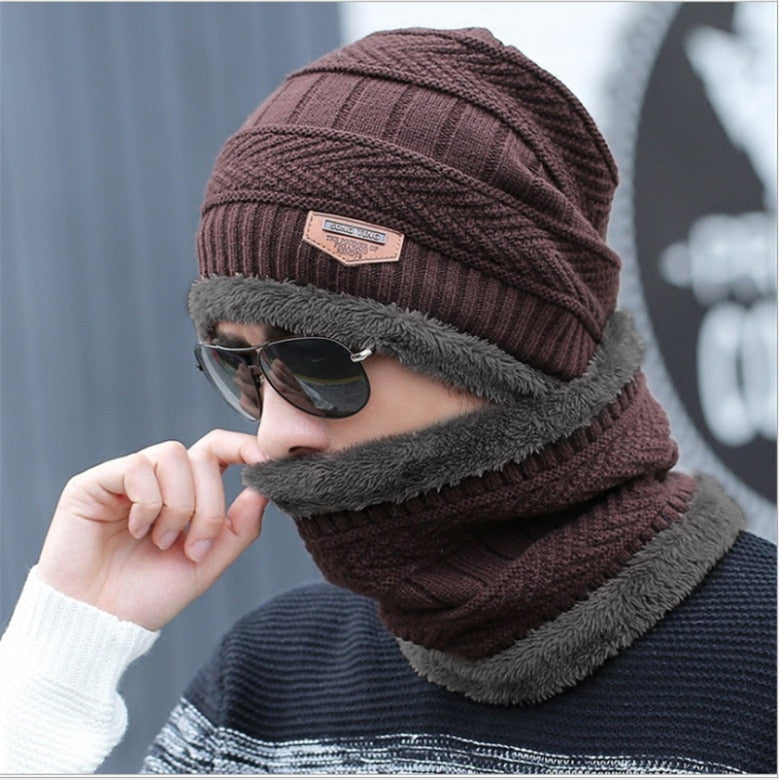 Chapeau isolant à protection thermique pour plusieurs hivers