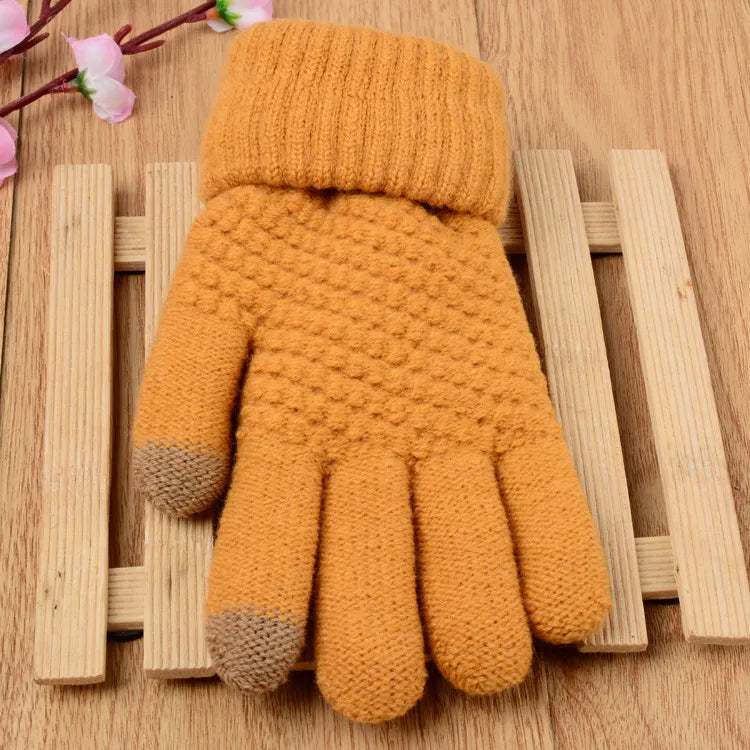Gants tricotés légers à design élégant