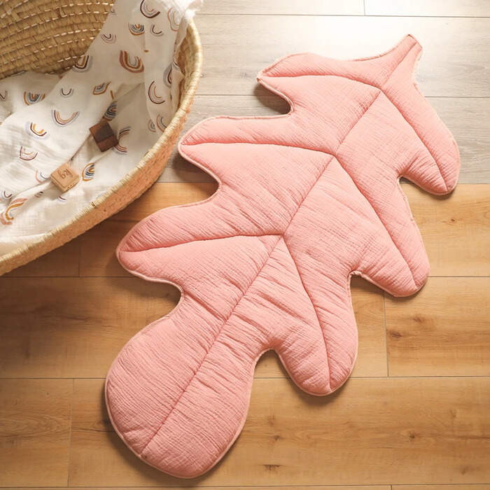Tapis de sol souple en forme de feuille pour bébé
