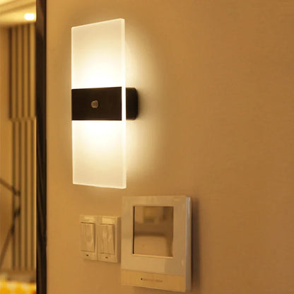 Elegant Rechargeable LED Wall Lamp
