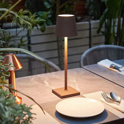 Lampe de table rechargeable sans fil à LED